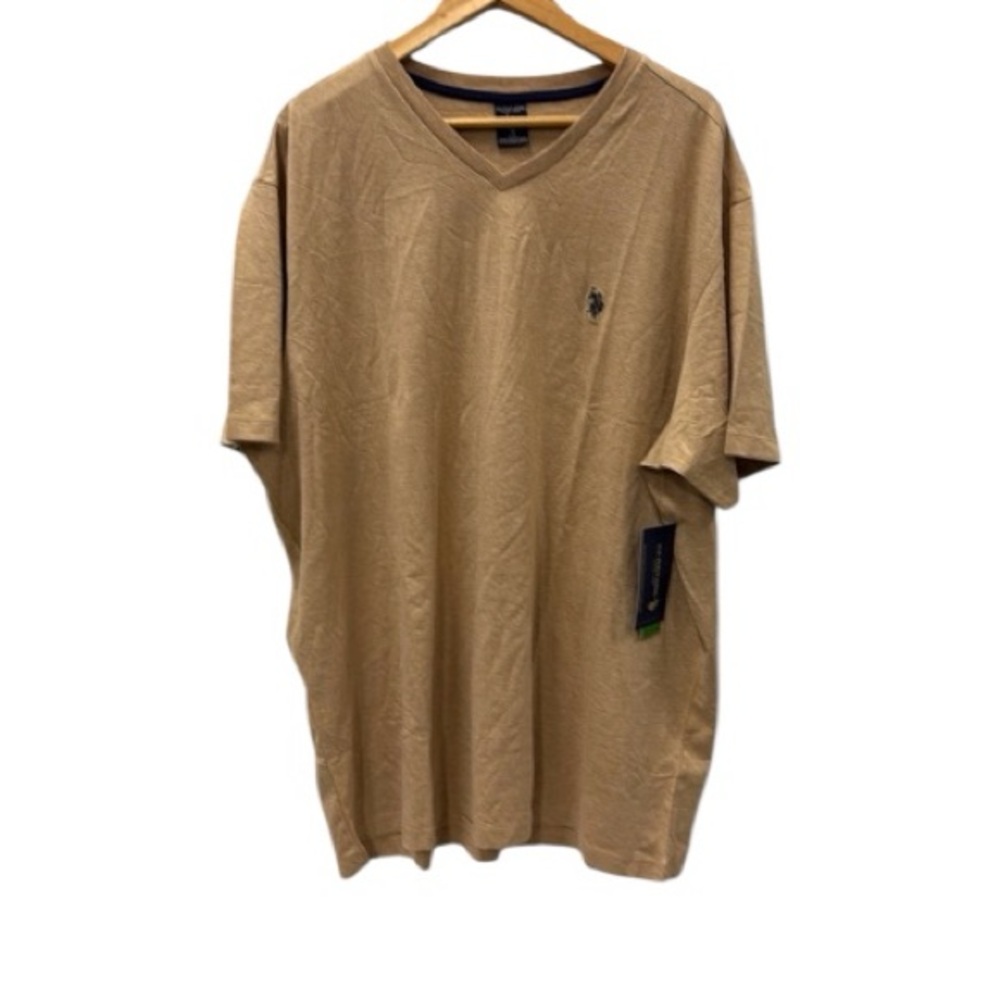New with tags U.S. Polo Assin. Men's Short Sleeve V Neck Tee 2XL